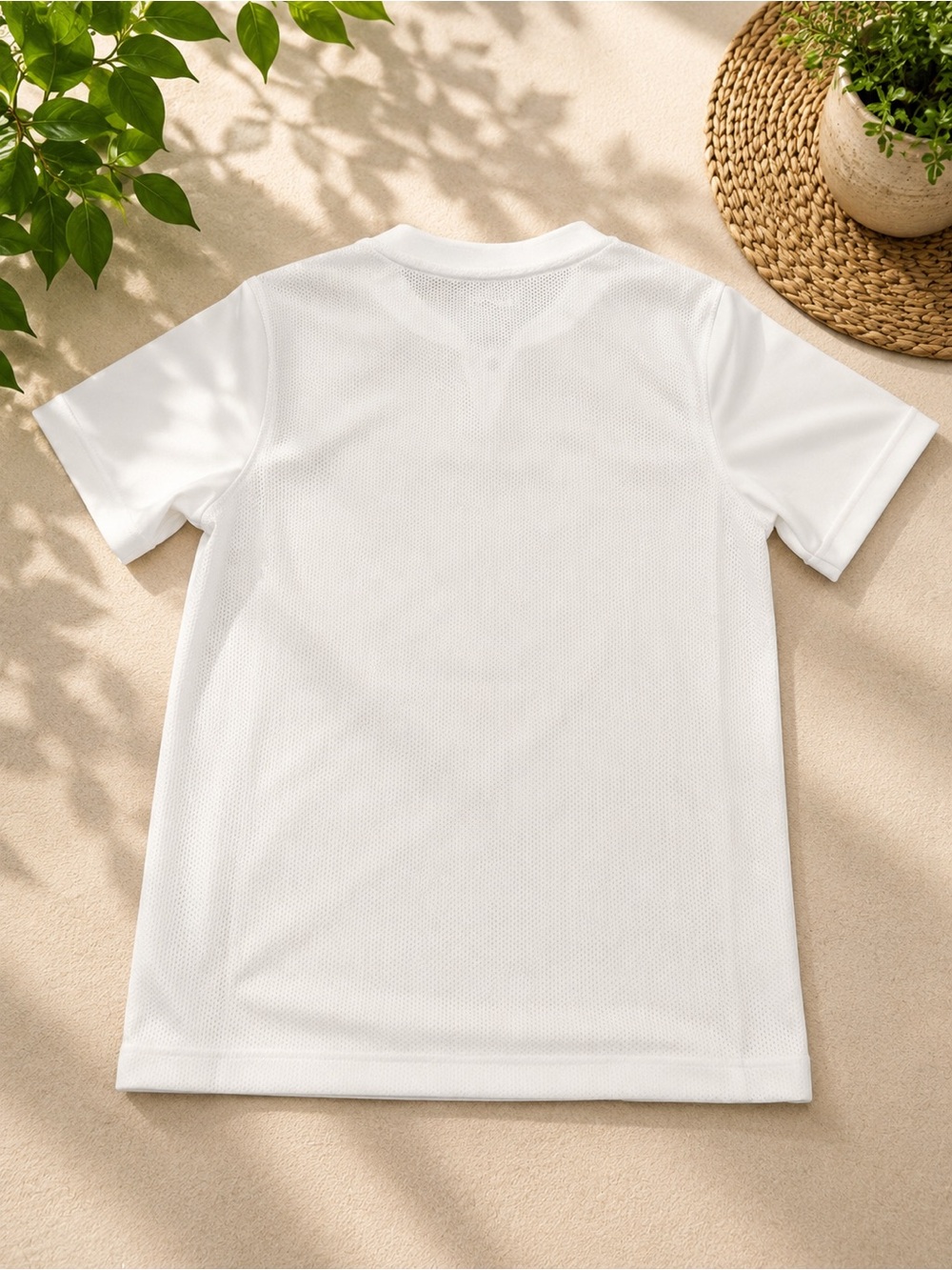 Nike White & Black Toddler Short-Sleeve Athletic Tee. XS (T shirt only) - Picture 4 of 4